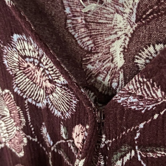 Cold shoulder romper - Picture 3 of 3